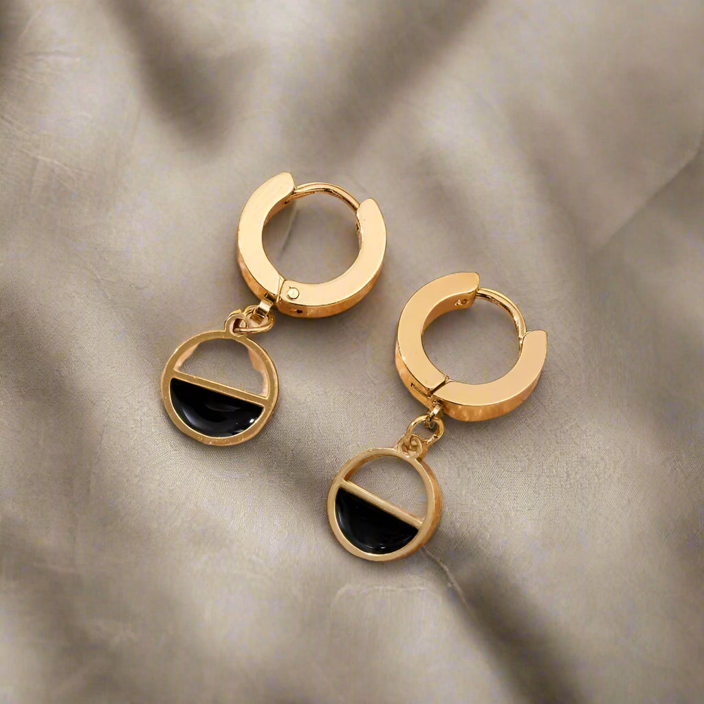 Katarina Black/Gold Dangle Earrings