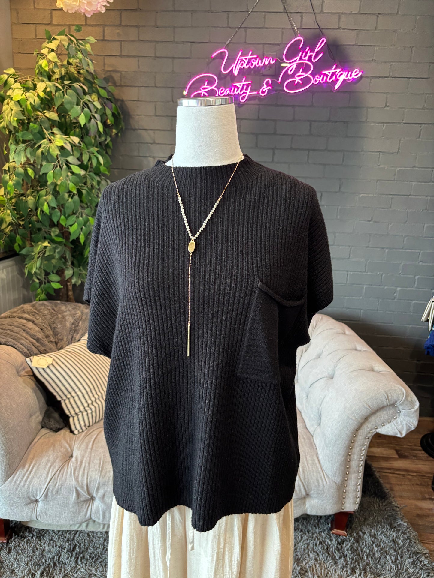 Patch Pocket Short Sleeve Sweater Top