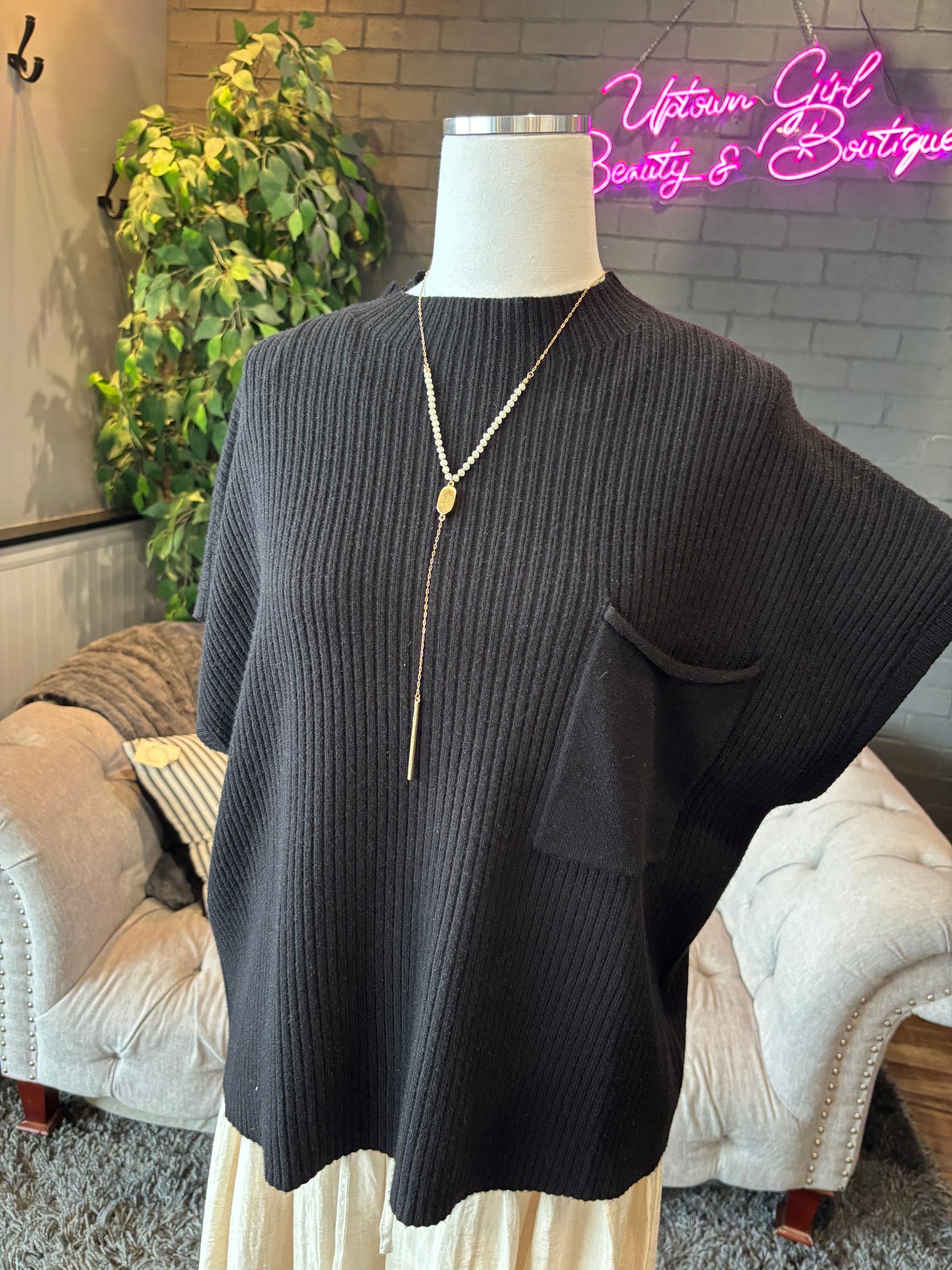 Patch Pocket Short Sleeve Sweater Top