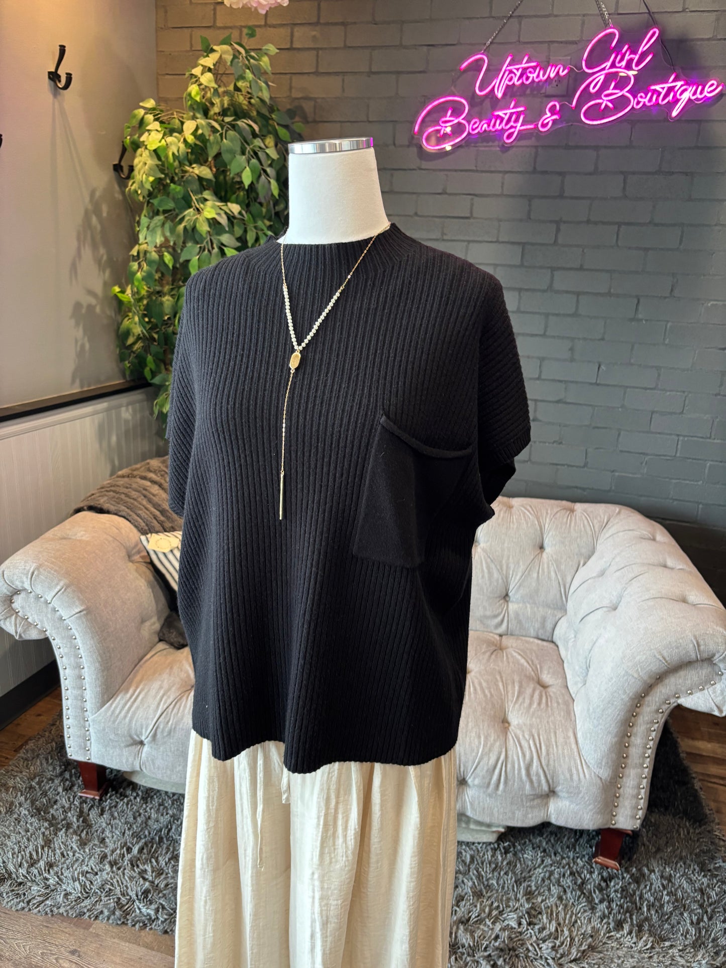Patch Pocket Short Sleeve Sweater Top
