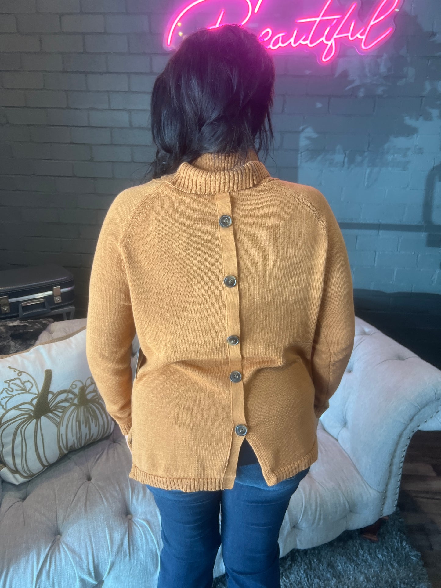 Tate Turtleneck Sweater - Maple
