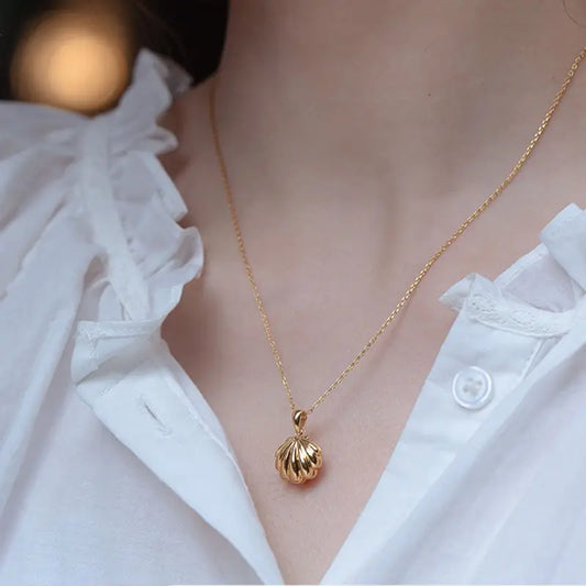 Hidden Pearl Seashell Necklace