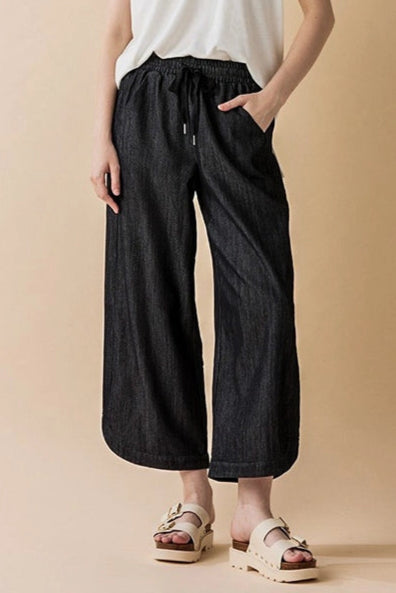 Wide Leg Jeans - Black Denim