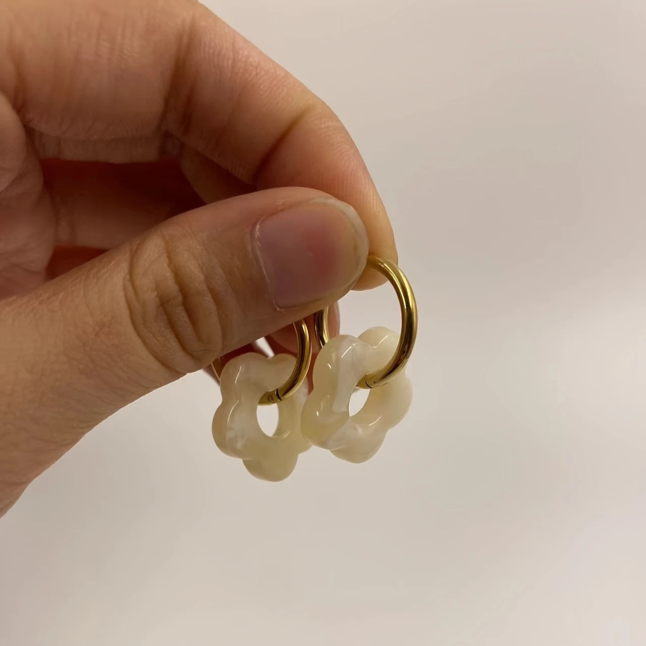 Dezi Floral Earrings
