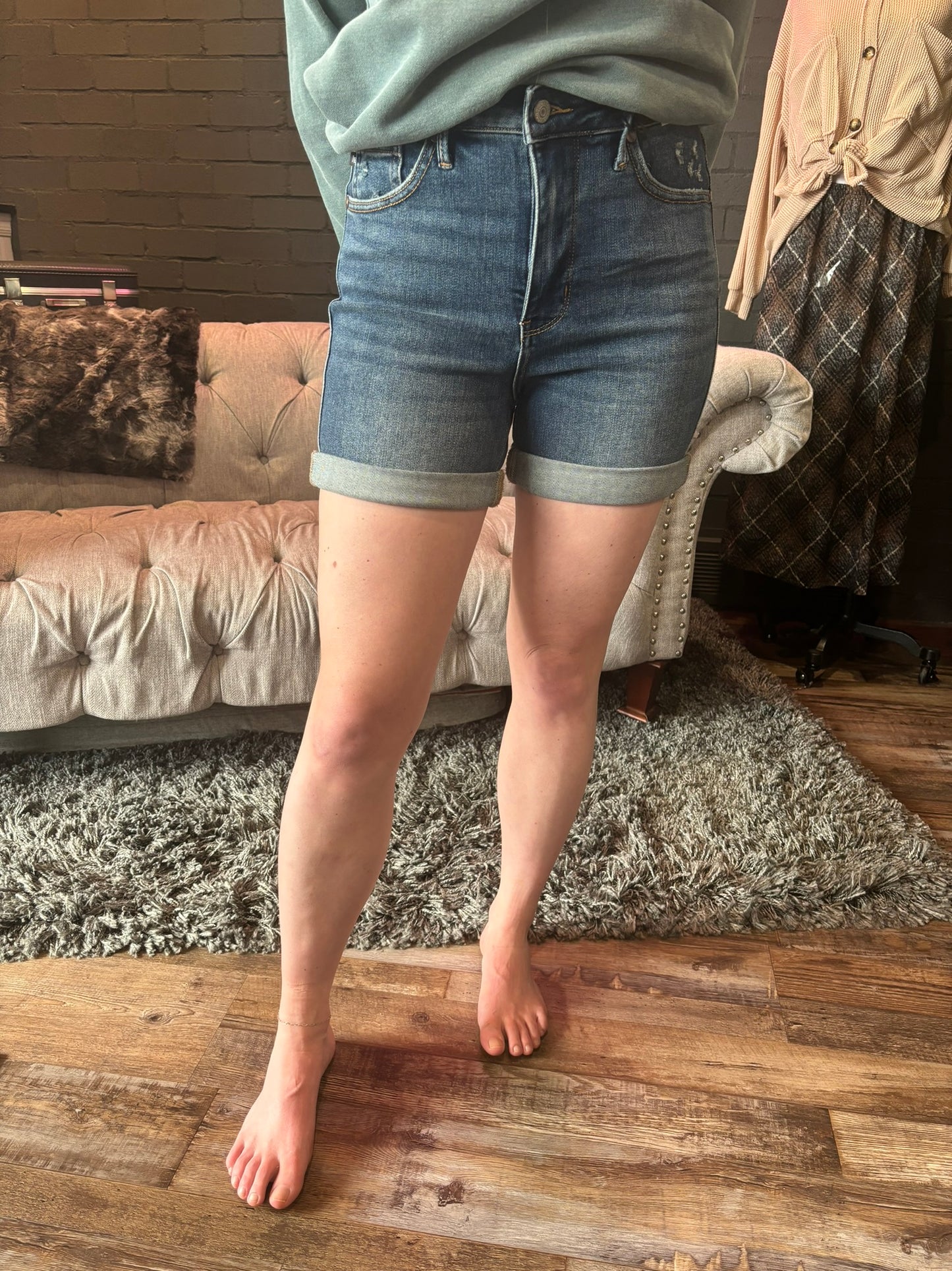 Jovi Tummy Control Cuffed Shorts