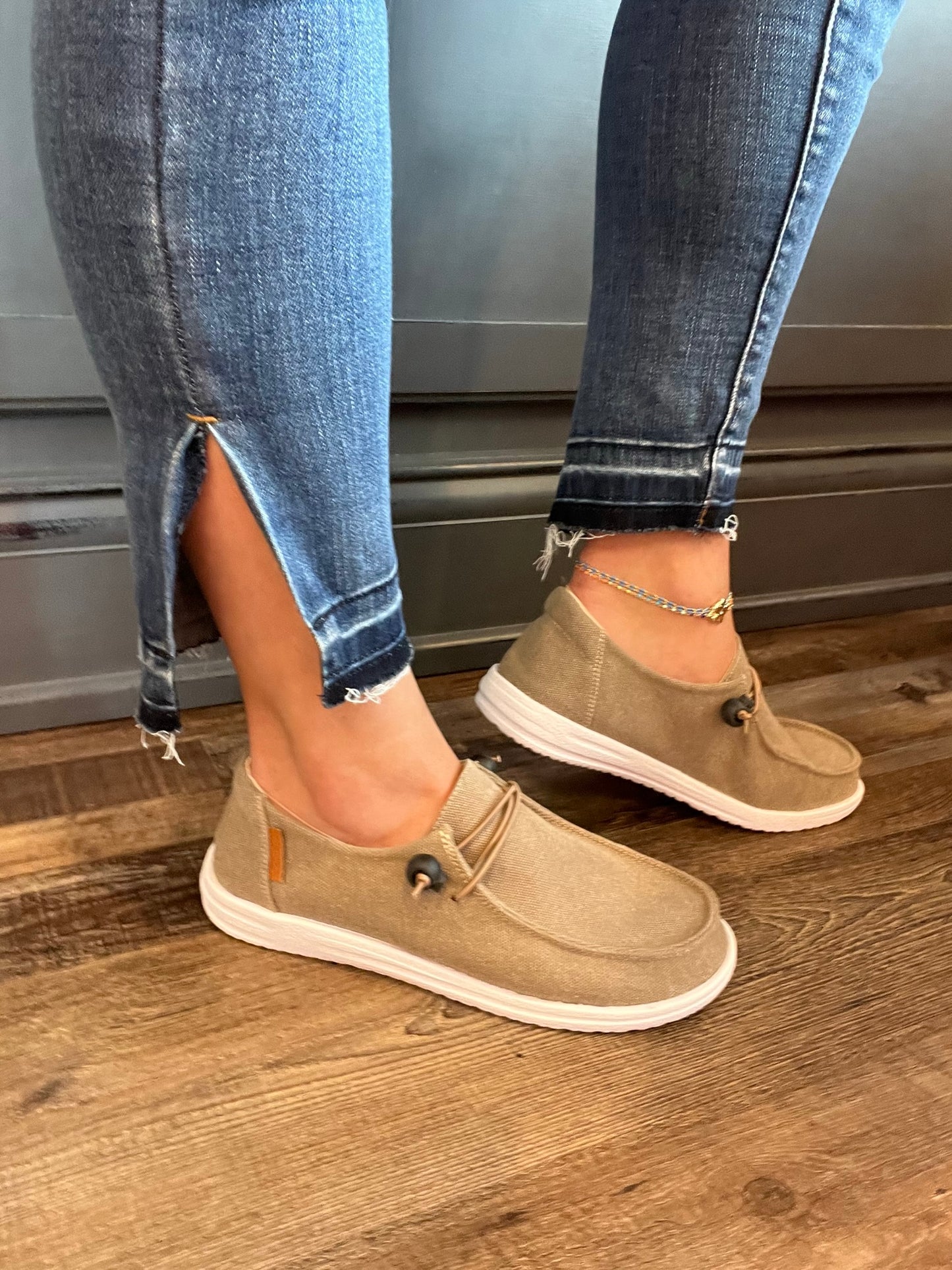Kayak Sneakers