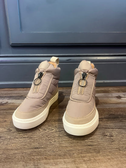 Ceca Sneakers