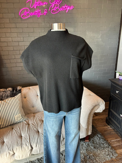 Delia Short Sleeve Sweater - Black