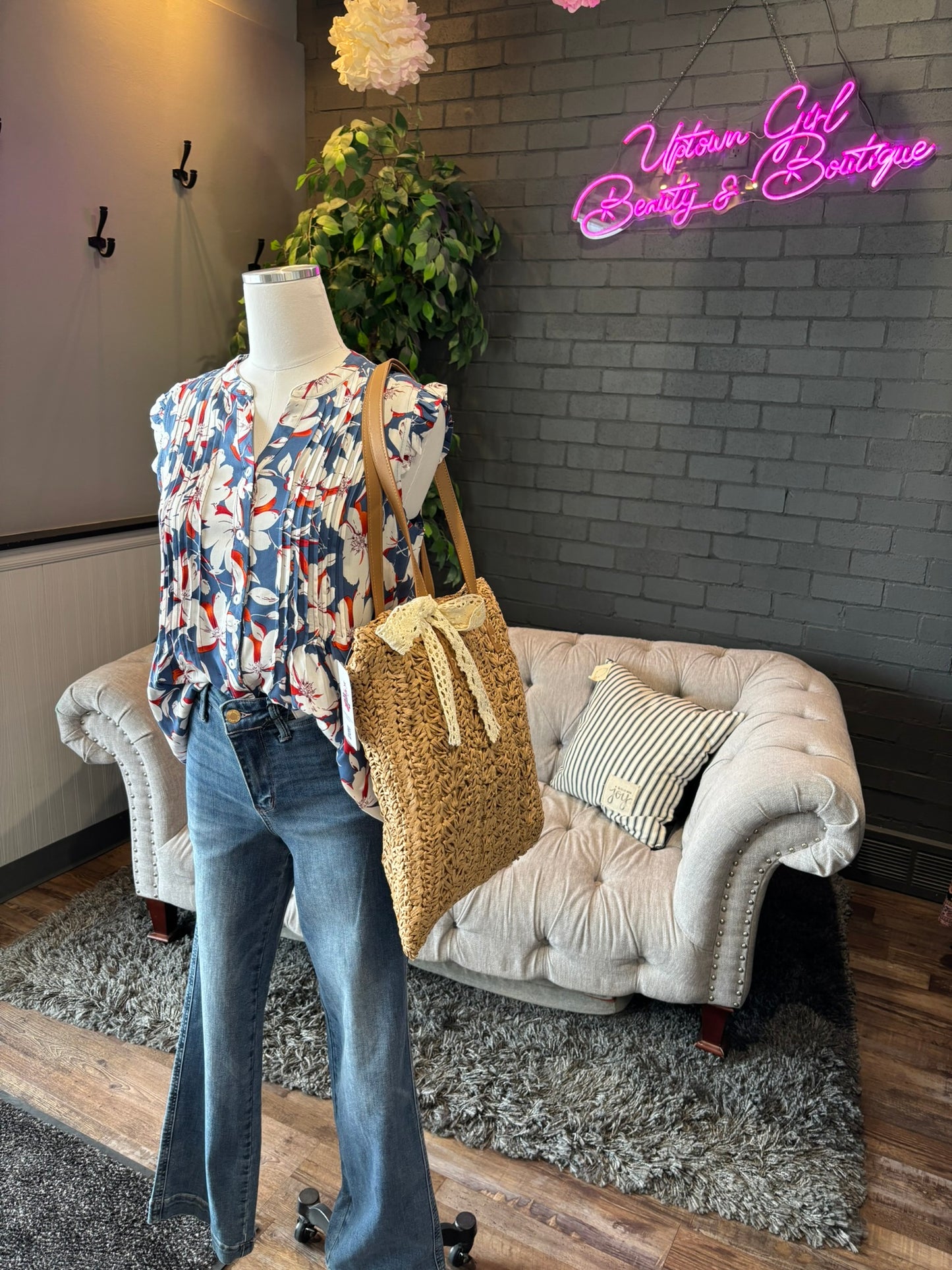 Margot Sleeveless Floral Blouse