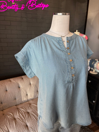 Nellie Chambray Henley Top