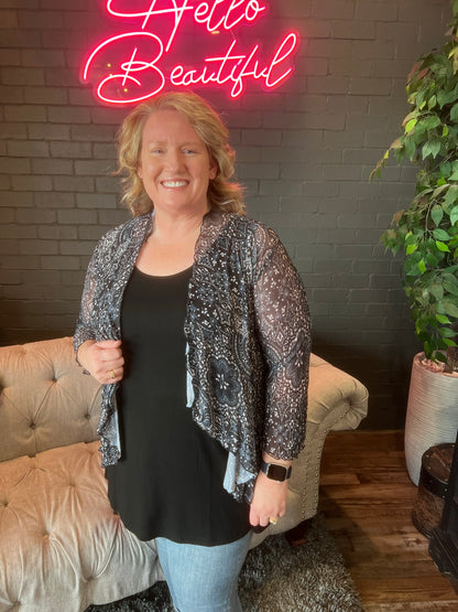 Laura Mesh Cardi