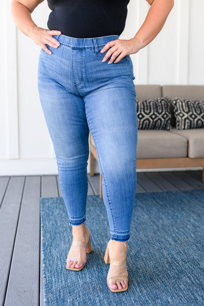Amanda High Rise Pull On Skinny Jeans