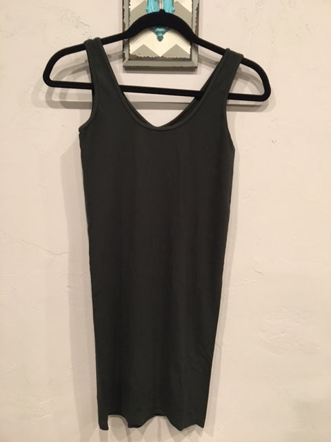 Reversible Extended Length Tank