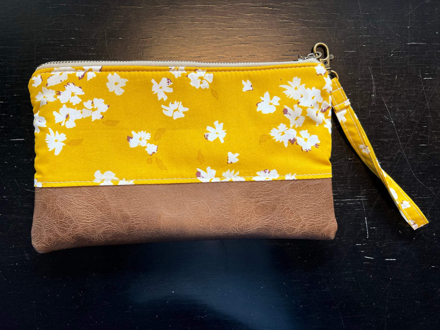 Emmy Lou Wristlet
