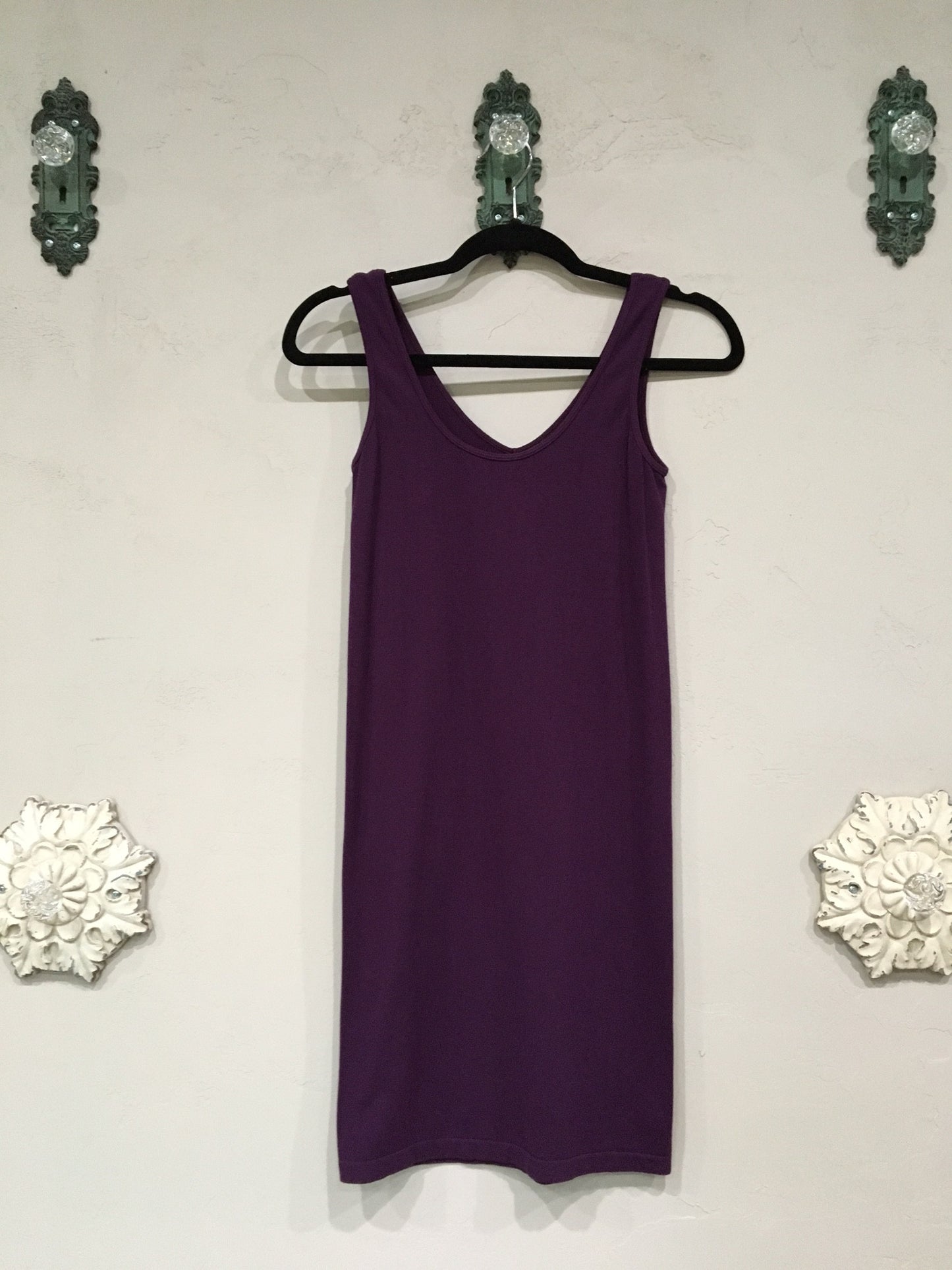 Reversible Extended Length Tank