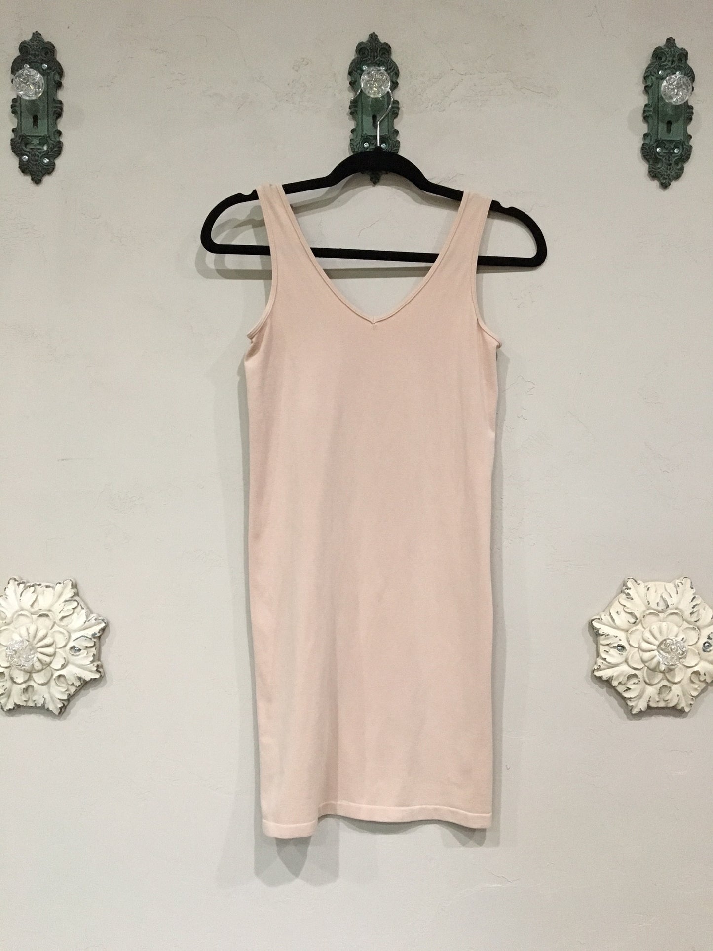 Reversible Extended Length Tank