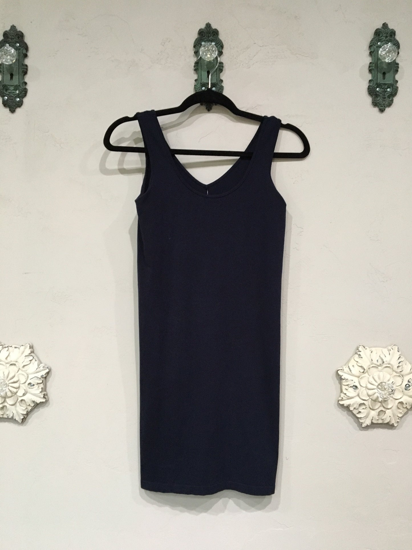 Reversible Extended Length Tank