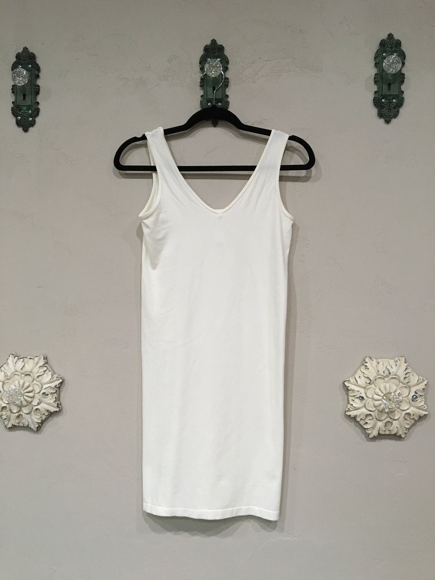 Reversible Extended Length Tank