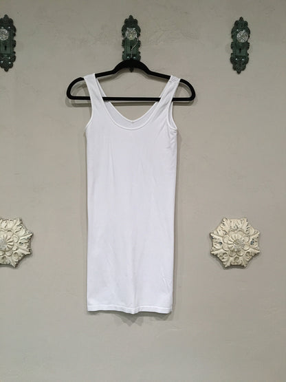 Reversible Extended Length Tank